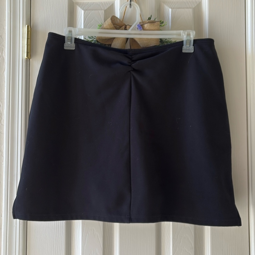 Black skirt